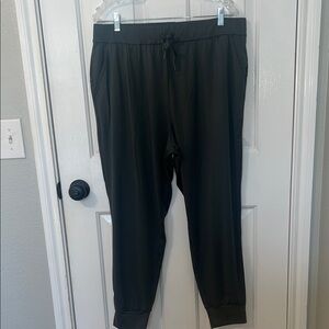 Women’s olive green jogger pants